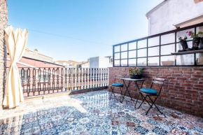 Mesmerizing Flat with Excellent Location in Balat
